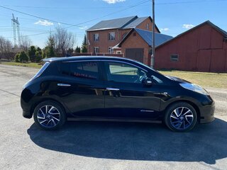 2014 Nissan Leaf (EM57) I (ZE0/AZE0), чёрный, 1320000 рублей, вид 2