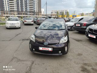 2014 Toyota Prius III Рестайлинг (XW30), фиолетовый, 1100000 рублей, вид 1