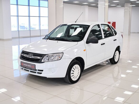 2013 Lada (ВАЗ) Granta I, белый, 375000 рублей