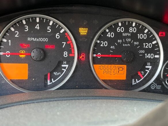 2011 Nissan Pathfinder III Рестайлинг, пурпурный, 1990000 рублей - вид 28