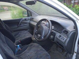 1998 Mitsubishi RVR II, белый, 160000 рублей, вид 3
