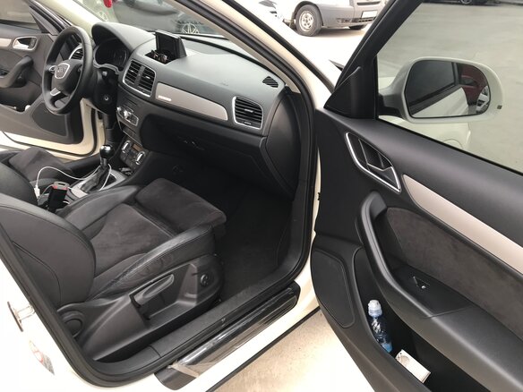 2012 Audi Q3 I (8U), белый - вид 11