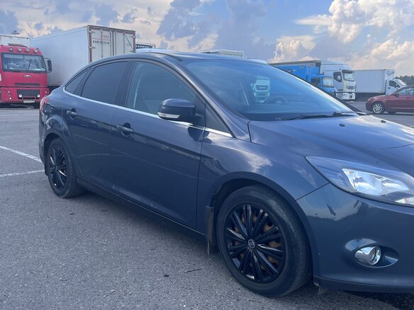 2013 Ford Focus III, серый, 930000 рублей - вид 1