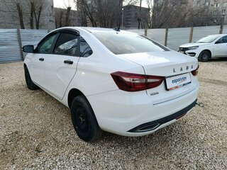 2023 Lada (ВАЗ) Vesta I Рестайлинг (NG), белый, 811200 рублей, вид 4