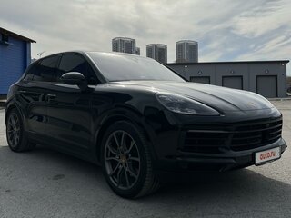 2019 Porsche Cayenne III, чёрный, 7777777 рублей, вид 2