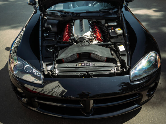 2005 Dodge Viper SRT-10 III, чёрный - вид 16