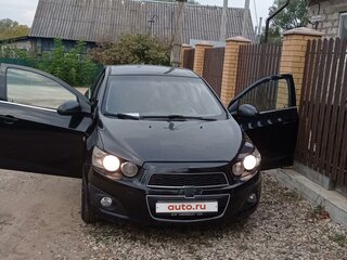 2014 Chevrolet Aveo II, чёрный, 650000 рублей, вид 1
