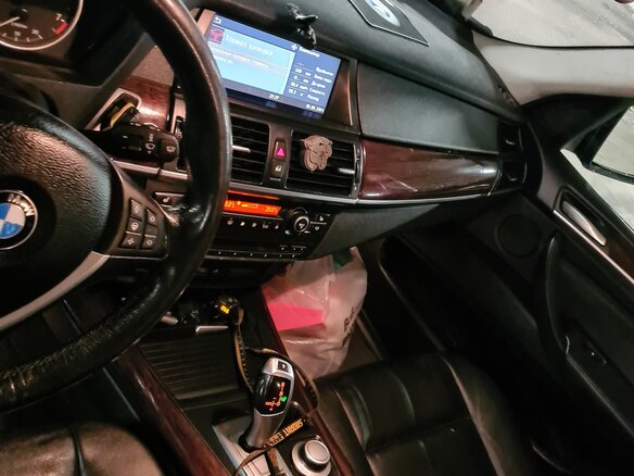 2009 BMW X5 30i II (E70), синий, 2000000 рублей - вид 19