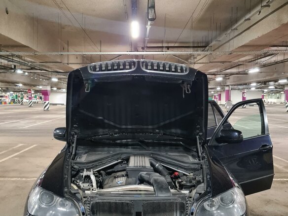 2009 BMW X5 30i II (E70), синий, 2000000 рублей - вид 16
