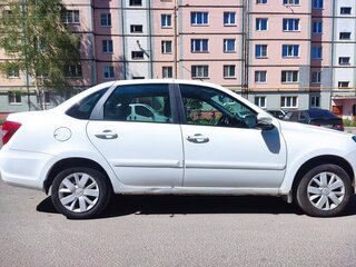 2019 Lada (ВАЗ) Granta I Рестайлинг, белый, 440000 рублей, вид 3