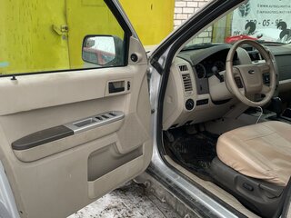 2010 Ford Escape II, серебристый, 950000 рублей, вид 5