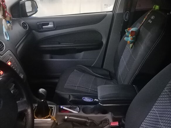 2008 Ford Focus II Рестайлинг, чёрный, 480000 рублей - вид 6