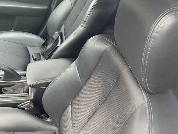 2011 Mazda 6 II (GH) Рестайлинг, белый, 1200000 рублей - вид 16