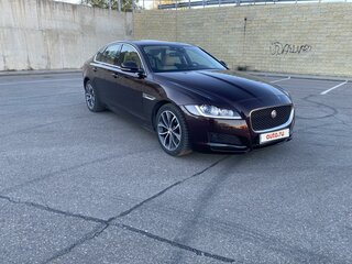 2017 Jaguar XF II, красный, 1830000 рублей, вид 3
