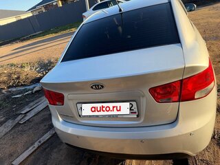 2009 Kia Cerato 4-speed II, серебристый, 1000000 рублей, вид 4