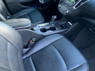 2017 Chevrolet Malibu IX, серый, 1300000 рублей, вид 4