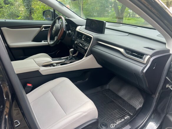 2022 Lexus RX 350 IV Рестайлинг, чёрный, 7000000 рублей - вид 3
