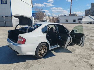 2003 Subaru Legacy IV, белый, 730000 рублей, вид 3