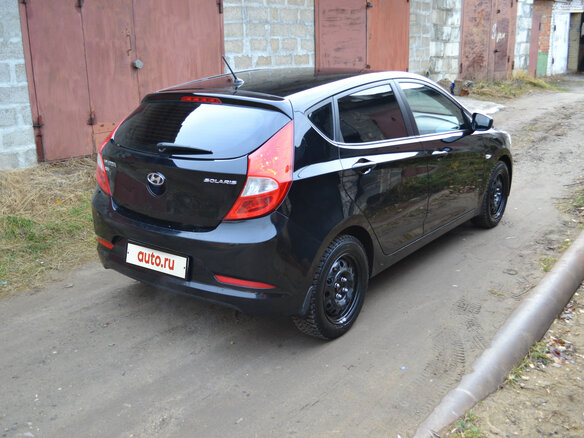 2014 Hyundai Solaris I Рестайлинг, чёрный - вид 2