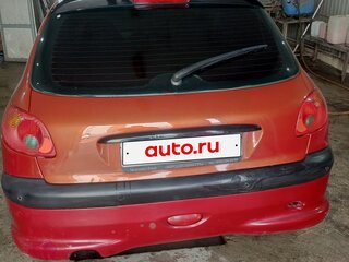 2003 Peugeot 206, красный, 180000 рублей, вид 4