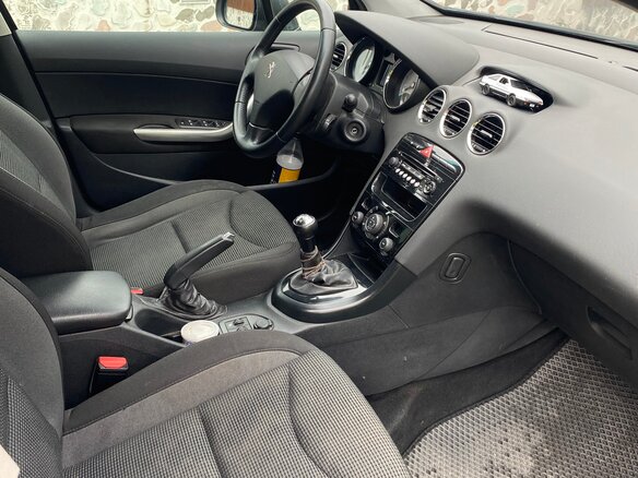 2012 Peugeot 408 I, серый, 550000 рублей - вид 9