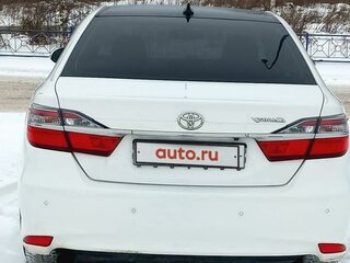 2018 Toyota Camry VII (XV50) Рестайлинг 2, белый, 2600000 рублей, вид 2