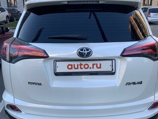 2016 Toyota RAV4 IV (XA40) Рестайлинг, белый, 2140000 рублей, вид 3