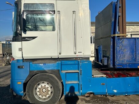 1999 Renault Magnum, белый, 1500000 рублей, вид 3