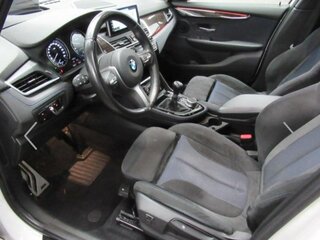 2018 BMW 2 серии Gran Tourer Gran Tourer 218d F46 Рестайлинг, белый, 1750000 рублей, вид 5
