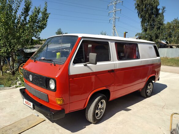 1986 Volkswagen Transporter 4-speed T3, красный, 670000 рублей