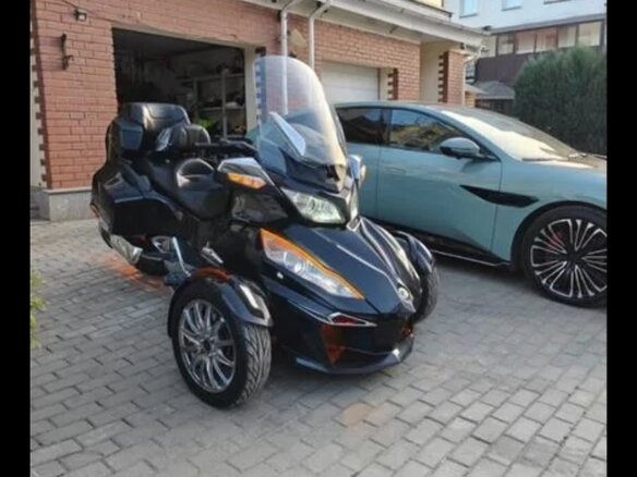 2014 BRP Can-Am Spyder, чёрный, 1935000 рублей - вид 14