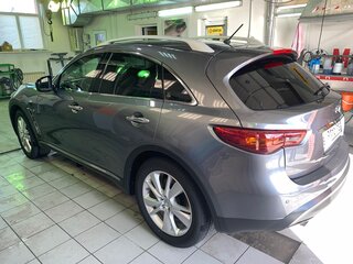 2017 Infiniti QX70, серый, 3750000 рублей, вид 1