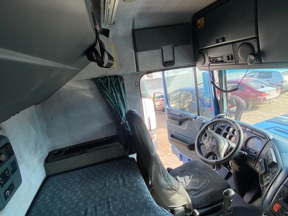 2000 DAF 95XF, голубой, 850000 рублей - вид 13