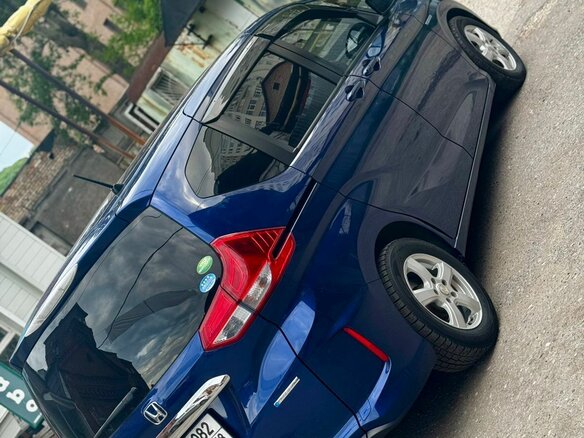 2017 Honda Freed+ II, синий, 1550000 рублей - вид 5