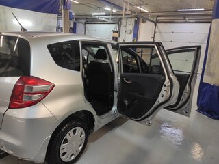 2010 Honda Fit II, серый, 725000 рублей, вид 3