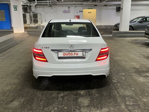 2012 Mercedes-Benz C-Класс 180 III (W204) Рестайлинг, белый - вид 1