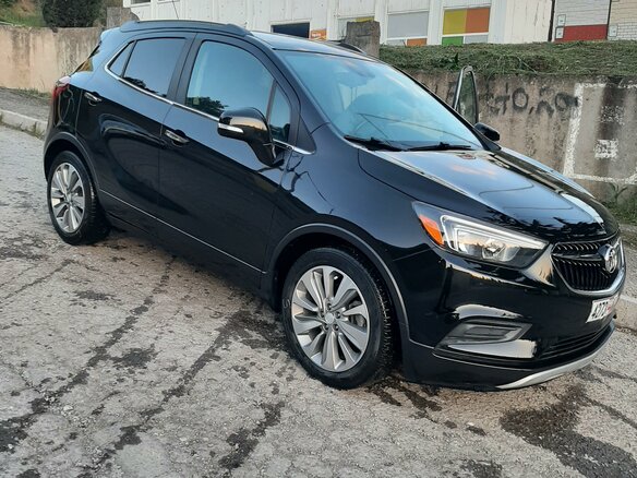 2018 Buick Encore I Рестайлинг, чёрный, 1350000 рублей - вид 2