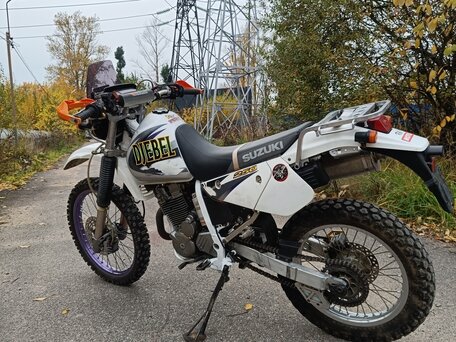 1997 Suzuki Djebel 250, белый, 229000 рублей, вид 1