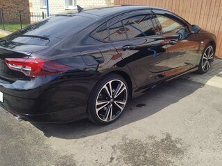 2019 Opel Insignia II, чёрный, 3300000 рублей, вид 2