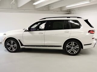 2024 BMW X7 40i I (G07) Рестайлинг, белый, 12056482 рублей, вид 2