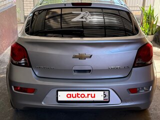 2012 Chevrolet Cruze I, серебристый, 700000 рублей, вид 3
