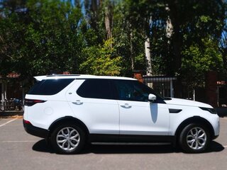 2017 Land Rover Discovery V, белый, 4500000 рублей, вид 5