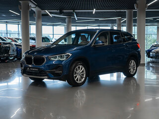 2020 BMW X1 20i xDrive II (F48) Рестайлинг, синий, 3580000 рублей, вид 1