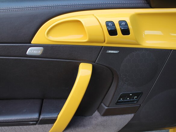 2009 Porsche 911 Turbo VI (997) Рестайлинг, жёлтый - вид 13
