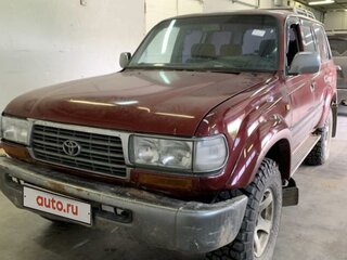 1996 Toyota Land Cruiser 80 Series Рестайлинг, красный, 900000 рублей, вид 2