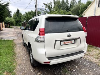 2012 Toyota Land Cruiser Prado 150 Series, белый, 3000000 рублей, вид 3