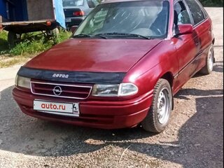 1992 Opel Astra F, красный, 130000 рублей, вид 1