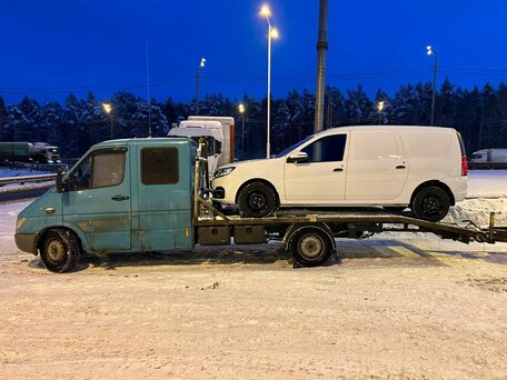 2000 Mercedes-Benz Sprinter, зелёный, 1500000 рублей, вид 4