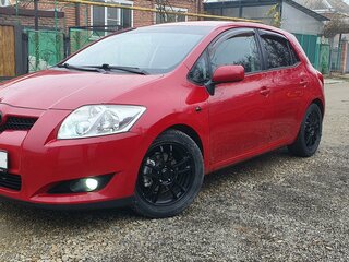 2008 Toyota Auris I, красный, 800000 рублей, вид 2