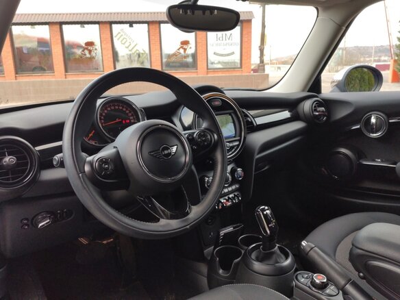 2018 Mini Hatch Cooper III (F55/F56) Рестайлинг, синий - вид 3